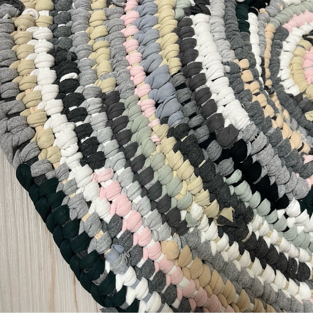 Handmade “Rag Rug”, Bath Mat - Picture 5 of 6
